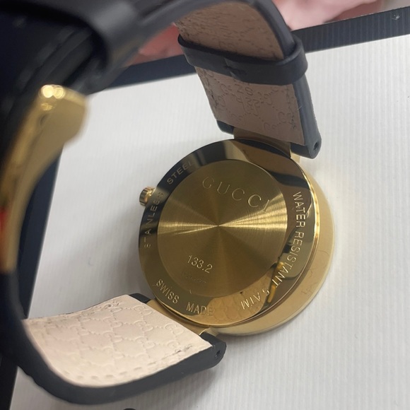 ✨BRAND NEW GUCCI Women’s Interlocking Watch 42mm Black/Gold✨ - Picture 11 of 13